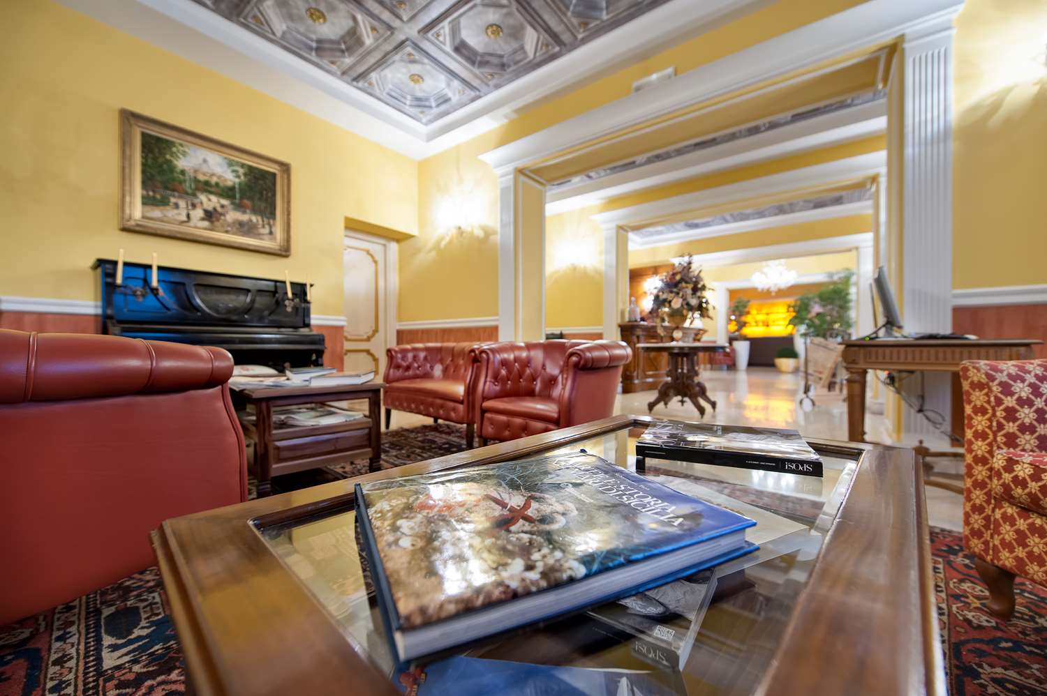 lounge