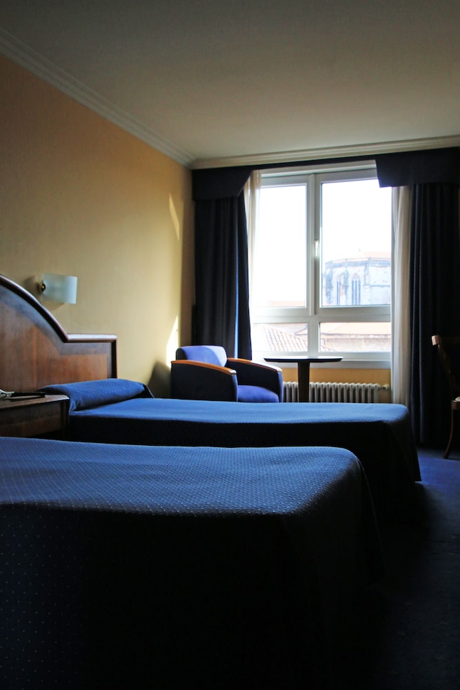 Hotel Gran Regente 25/35