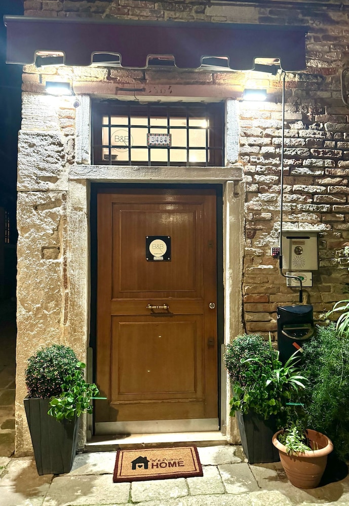 B&B フォルトゥニー 写真1
