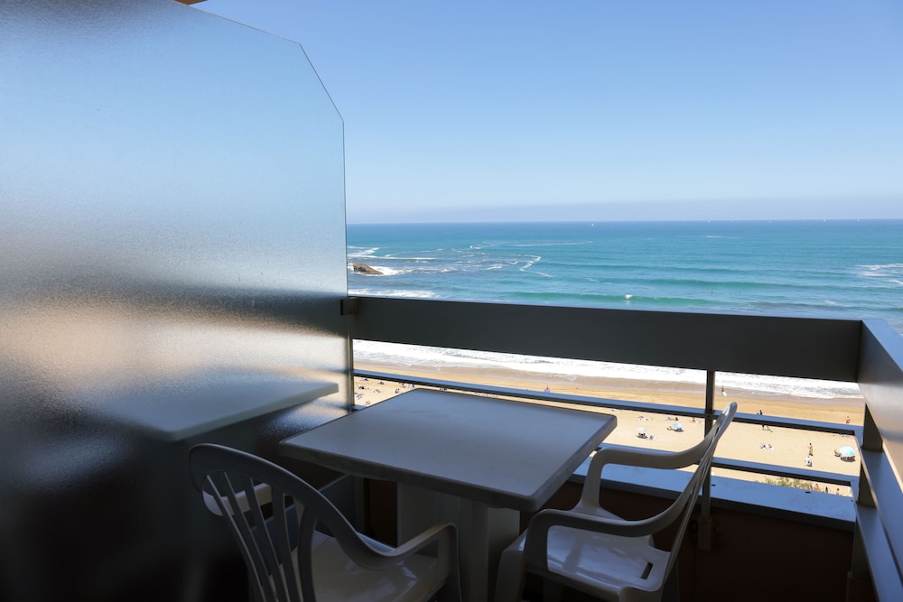 Le Victoria Surf A Biarritz 36/42