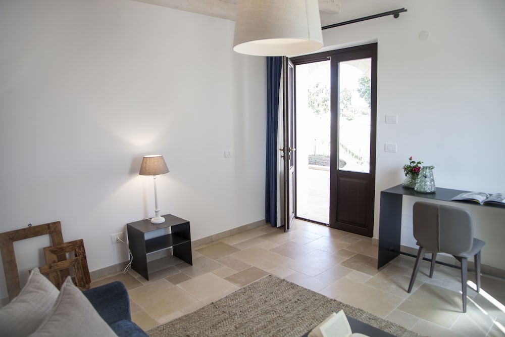Ottolire Resort 34/44