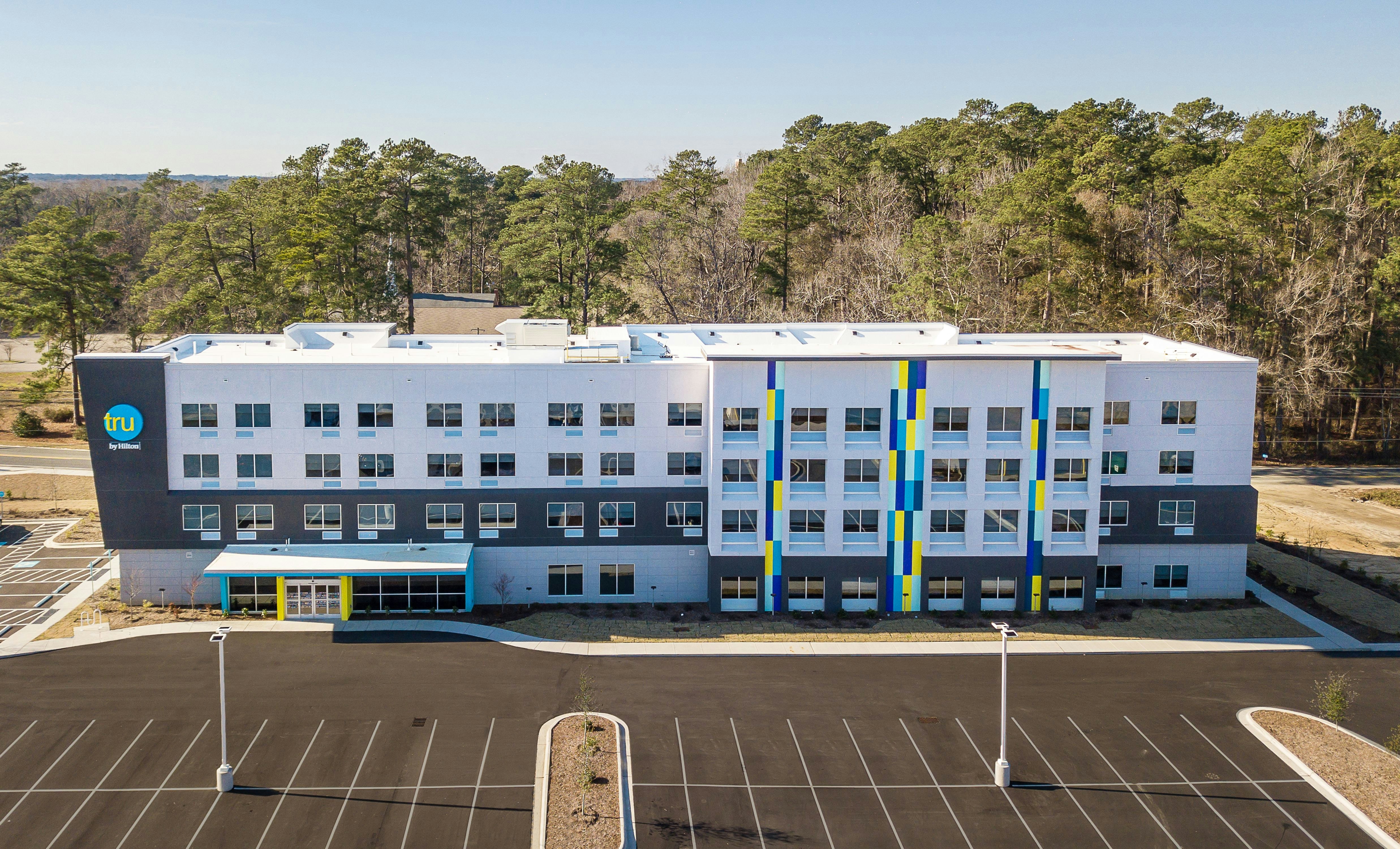 Tru By Hilton Fayetteville I 95 3/50