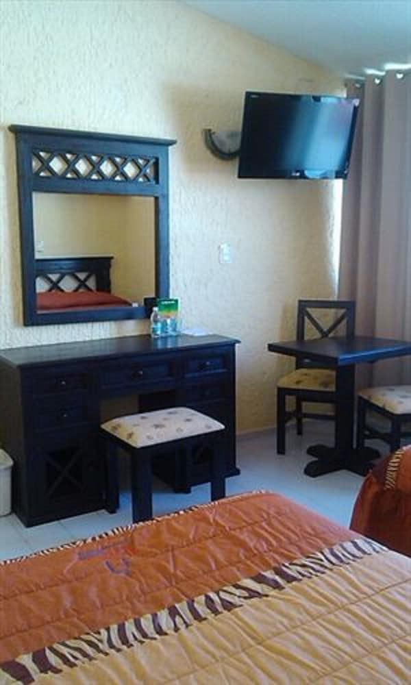 Hacienda de Castilla Hotel 42/60