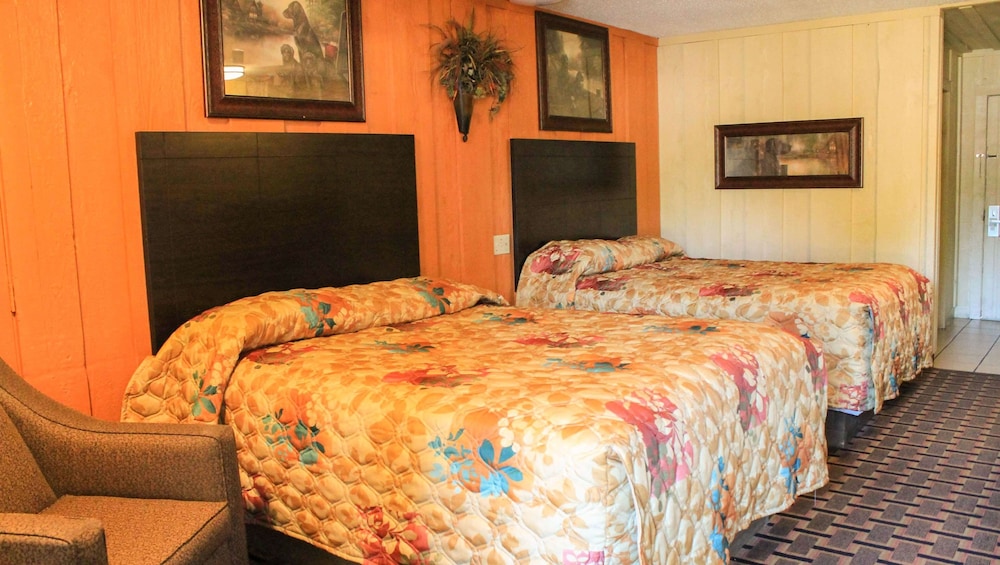 Charles Wesley Motor Lodge 22/51