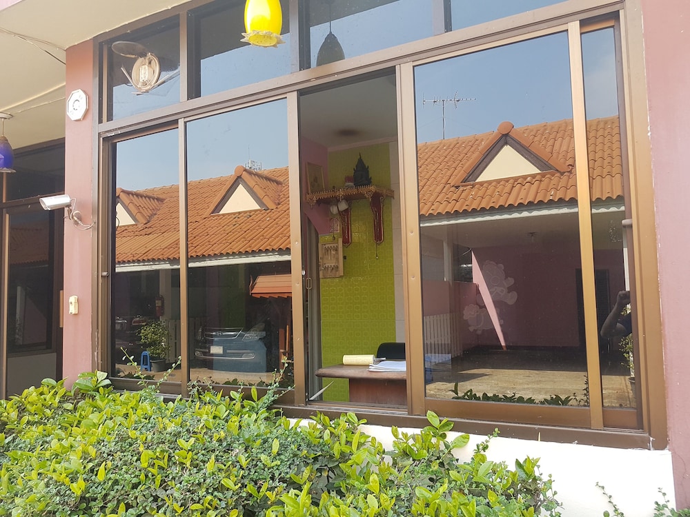 Wanjai Resort 6/14