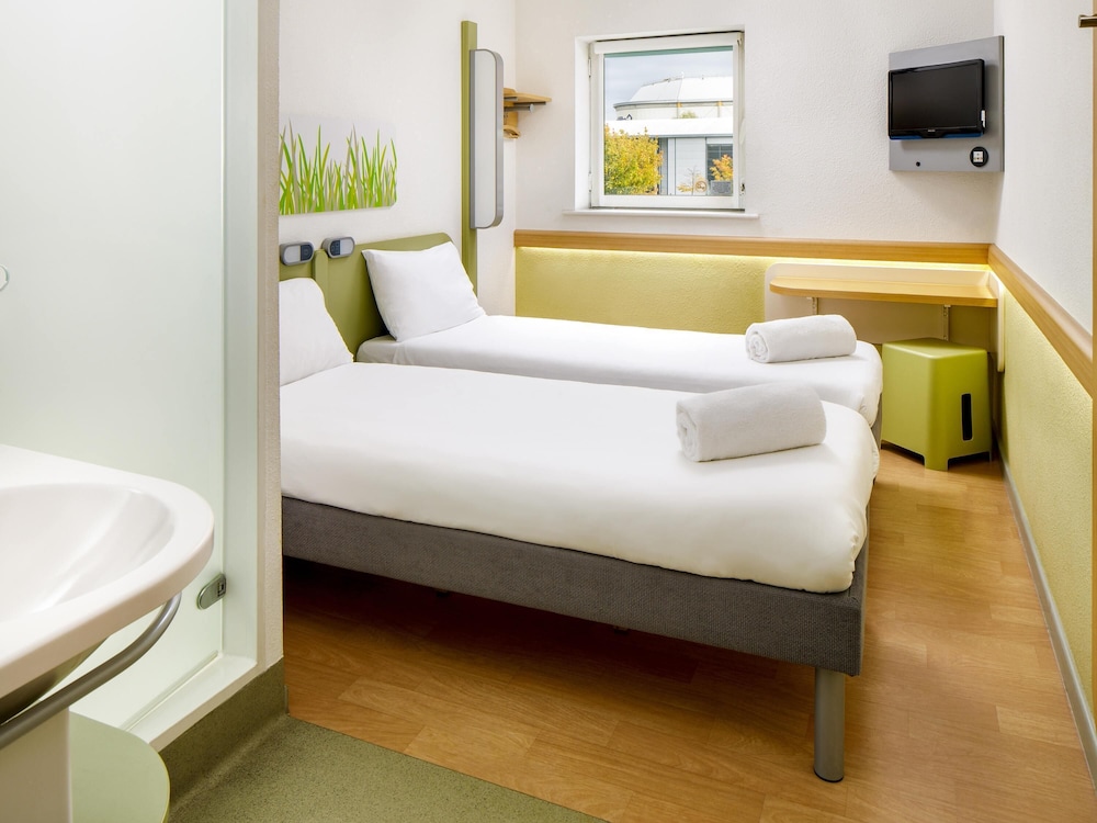 Ibis Budget Sheffield Arena 23/55