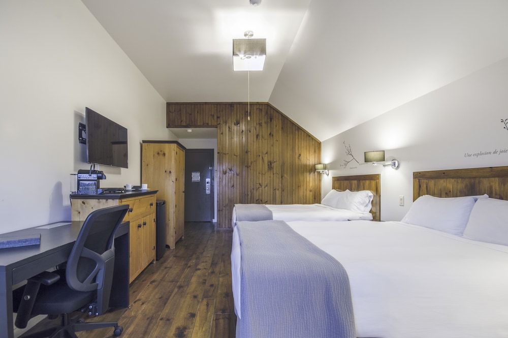 Auberge Du Lac Taureau 10/31