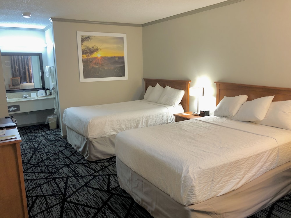 Days Inn by Wyndham Manning 11/16