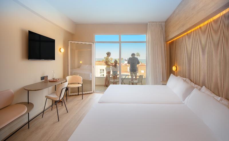 Supreme, Double or Twin Bed, Sea View
