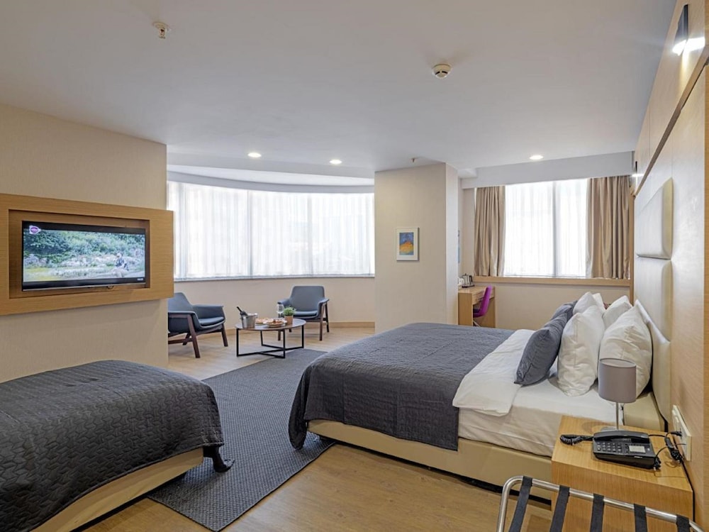 Merlin Hotel Istanbul 7/15