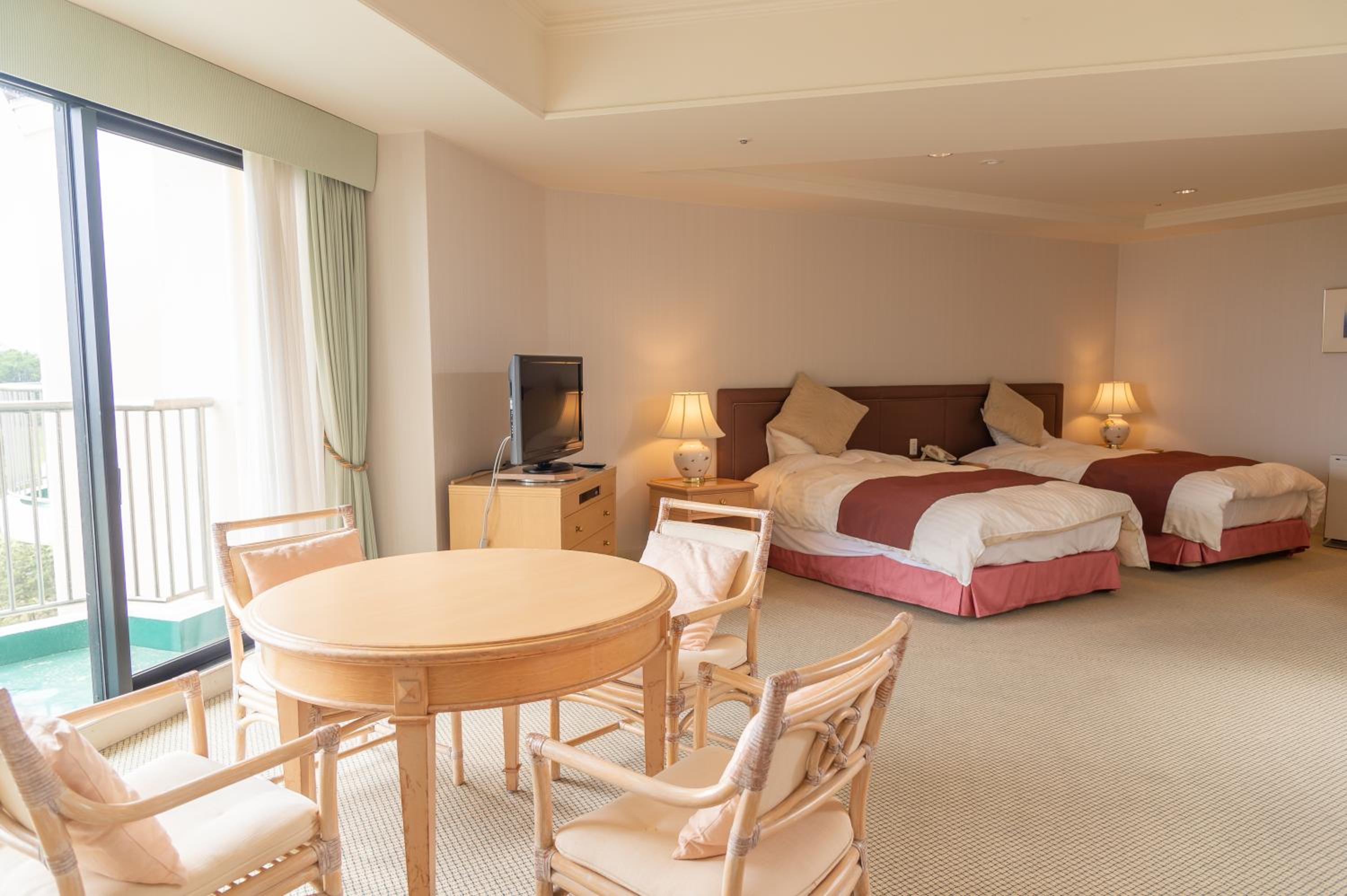Semi Room, Suite, Sea View, Smoking