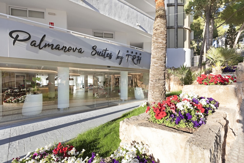 Palmanova Suites by TRH 6/46