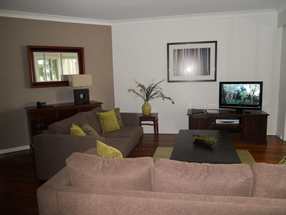 Beachview Apartments at Villa Paradiso 23/50