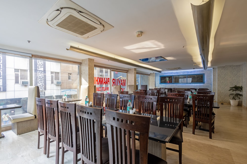 Mayur Hotel 34/49