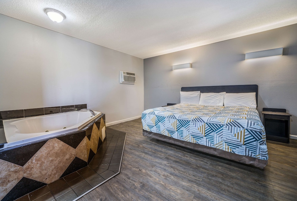 Motel6 Toms River, NJ - Near Seaside Heights 49/69