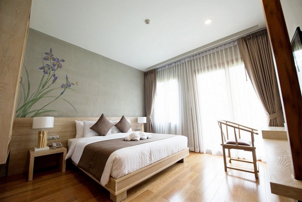 Chu Hotel 31/77