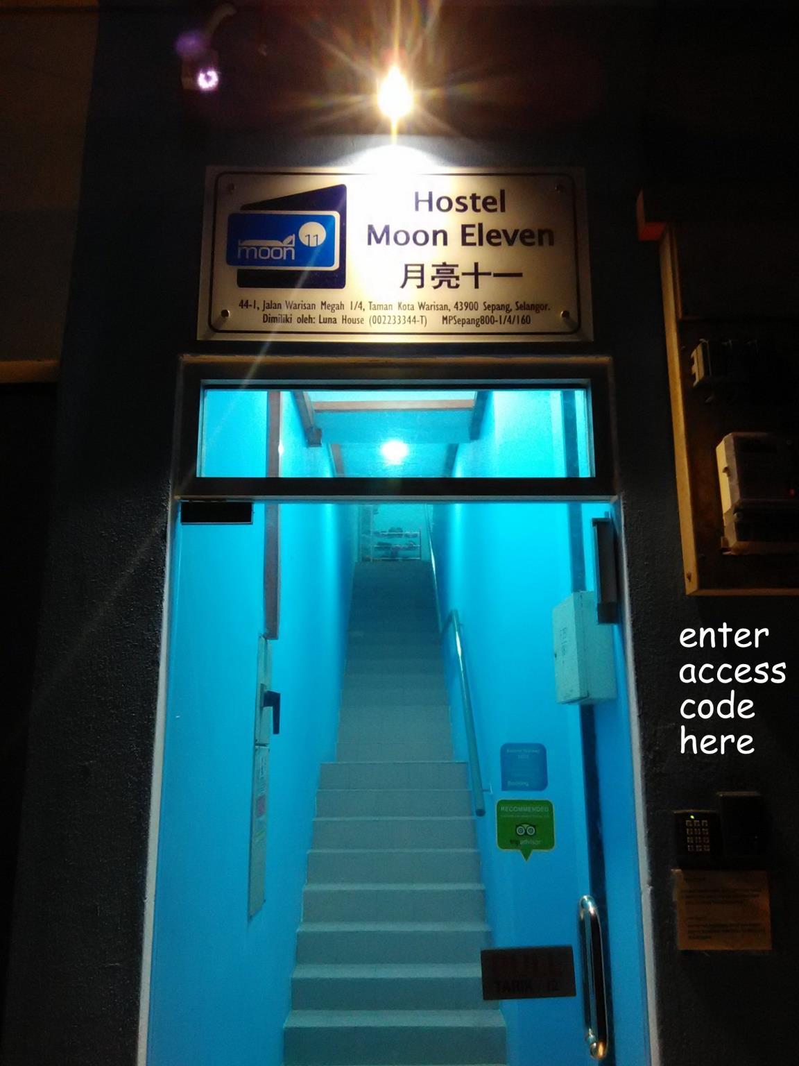 Moon Eleven Hostel 4/38