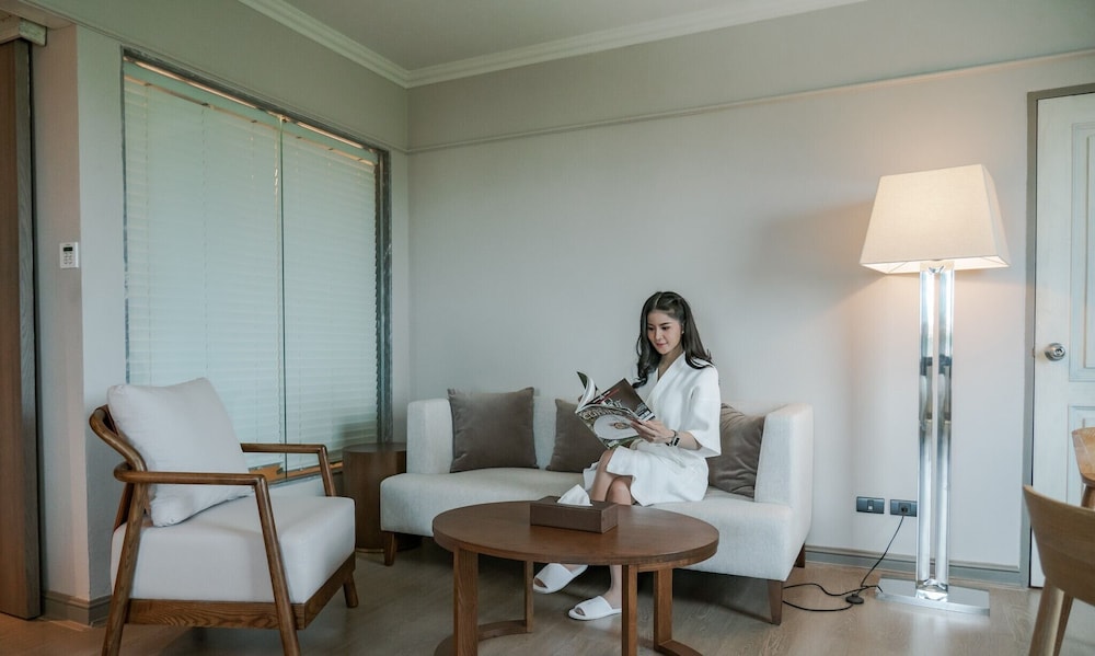 Grand Riverside Hotel Phitsanulok 50/65