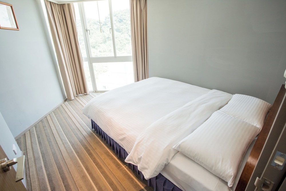 CT Green Bay Hot-Spring Hotel 14/49