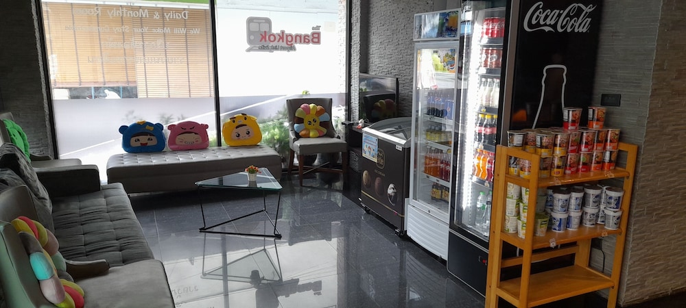 Collection O The Bangkok Airport Link Suite 41/56