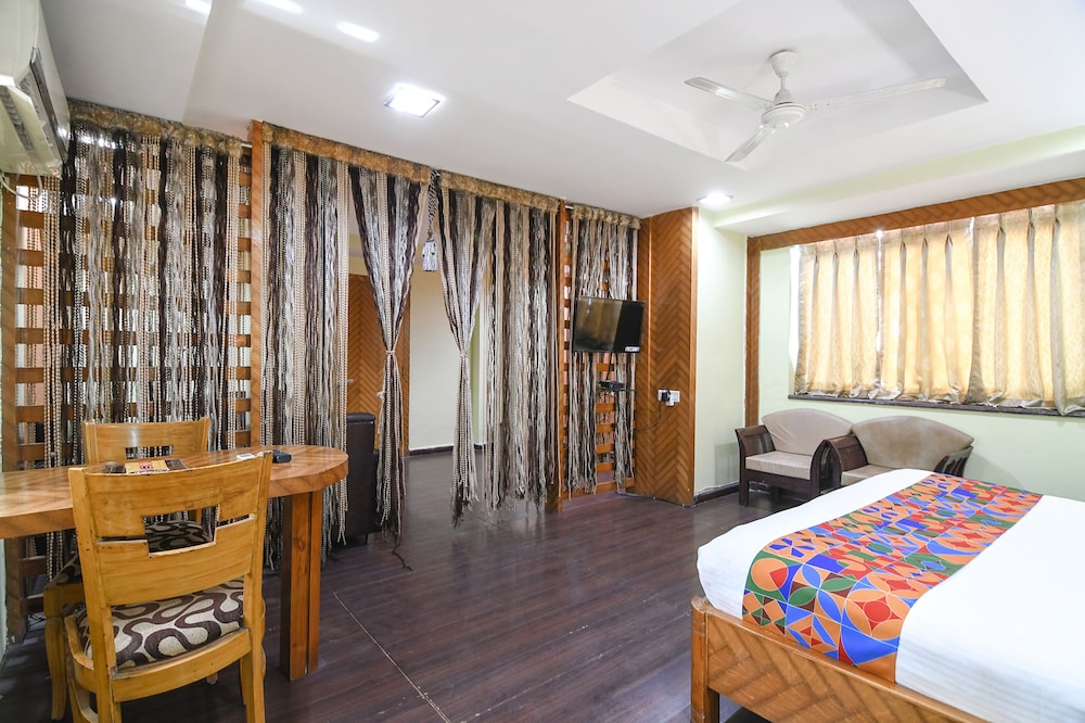 Hotel Raj Residency 22/35