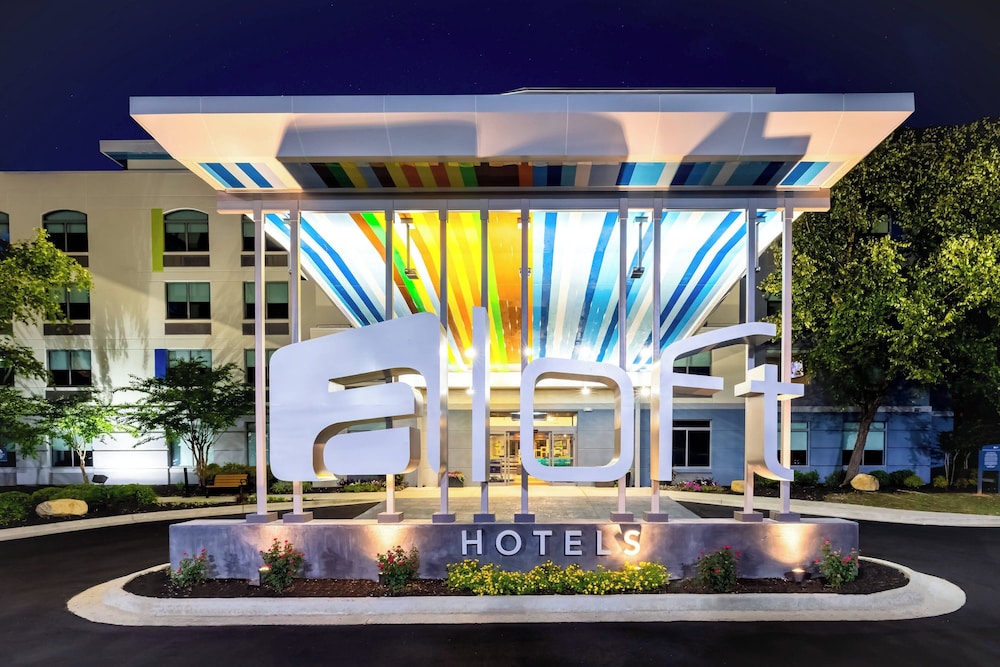 Aloft Columbia Harbison (Ex Wingate by Wyndham) 2/50