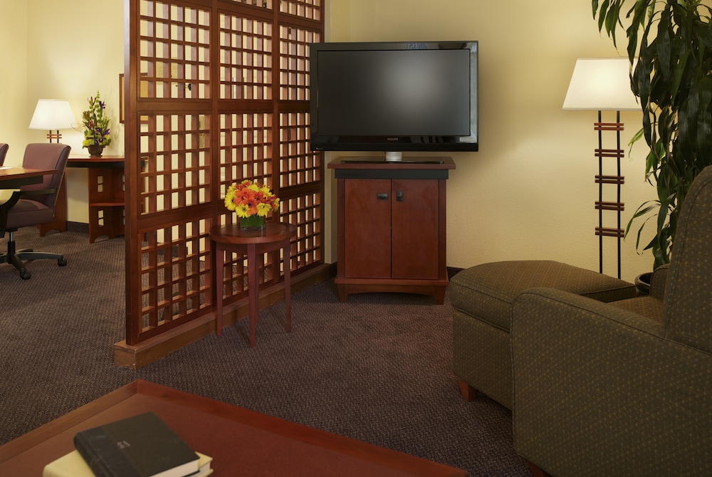 Larkspur Landing Roseville - An All-Suite Hotel 26/53