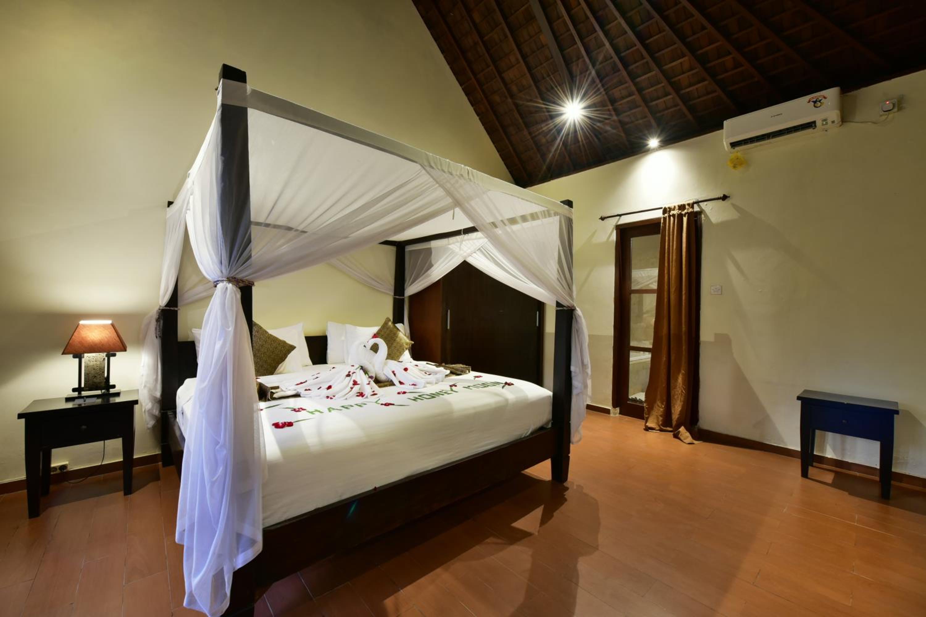 1 Bedroom, Villa, Private Pool, Bathtub, The Khayangan Dreams Umalas 4/10