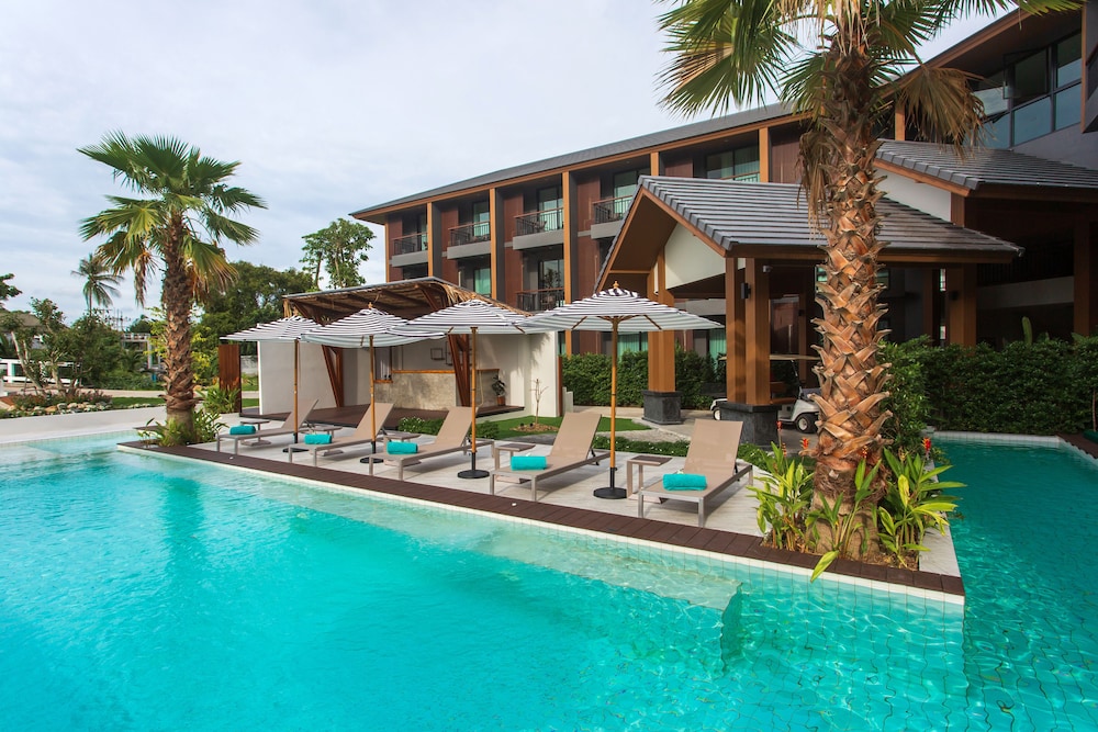 The Canale Samui Resort 5/50