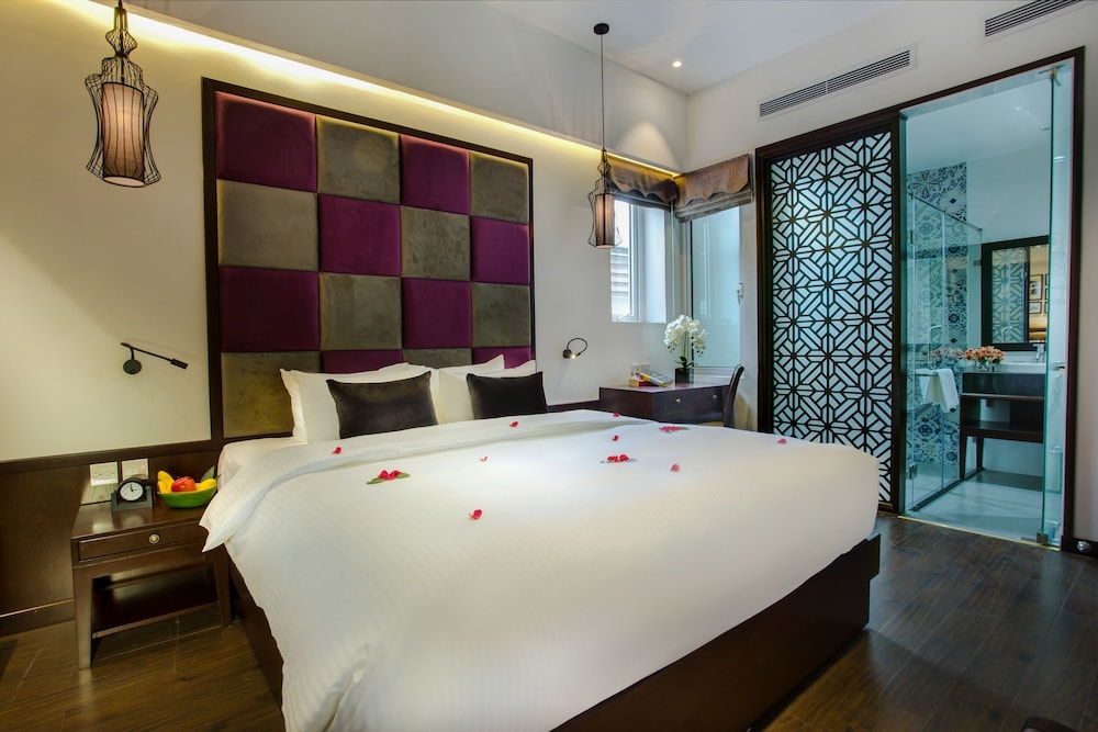 Hanoi Marvellous Hotel & Spa 12/50