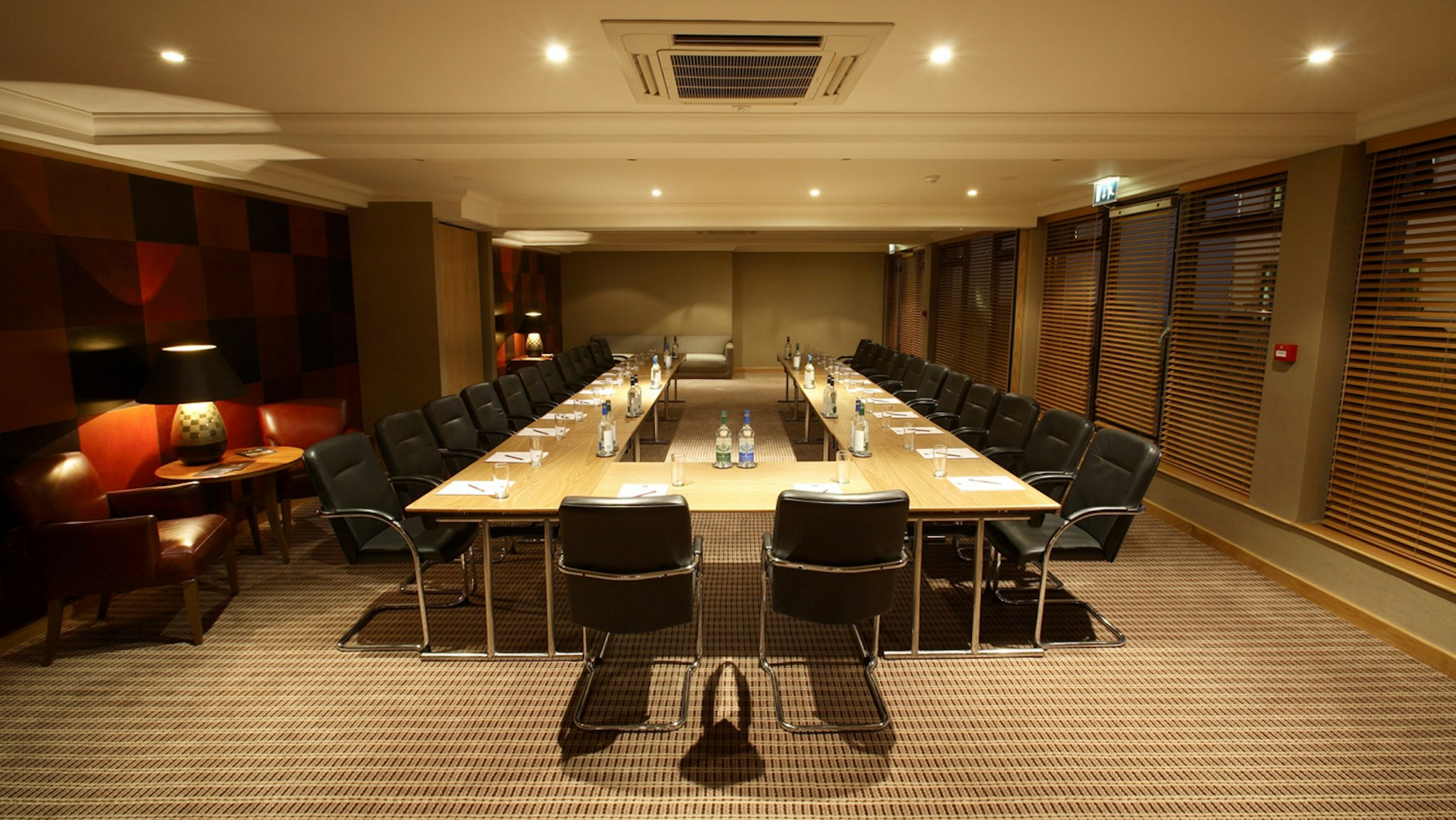 Club Hotel And Spa 29/33