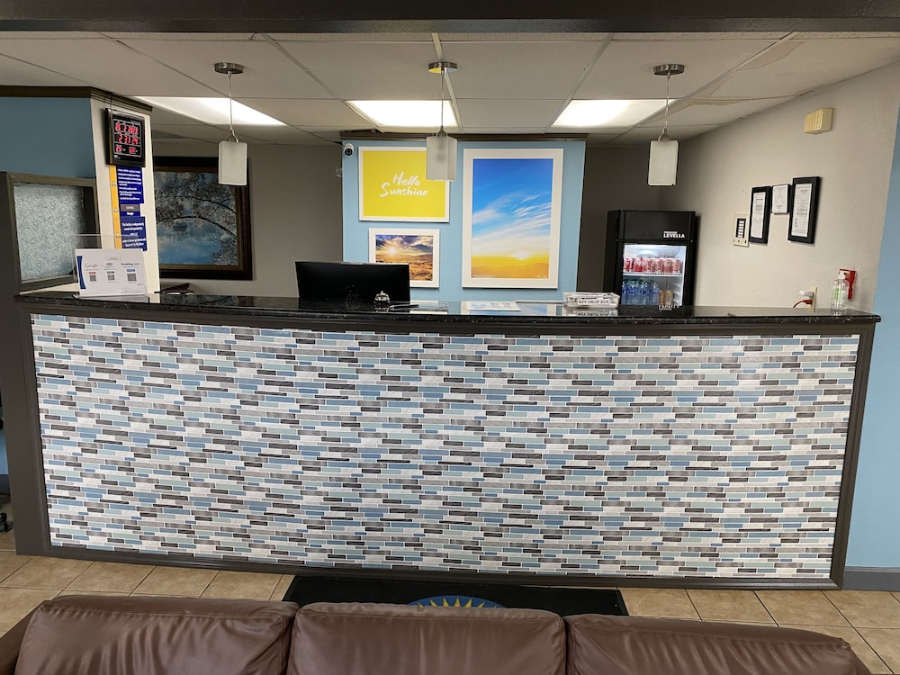Days Inn by Wyndham Perryville 4/44
