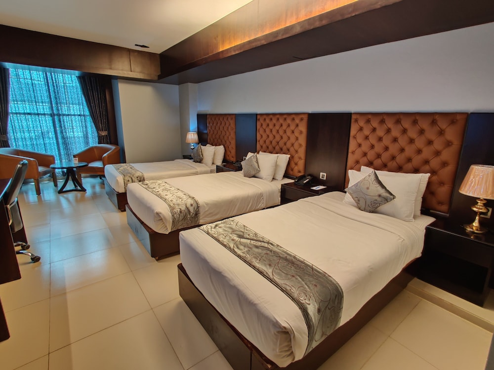 Hotel Momo Inn 8/47