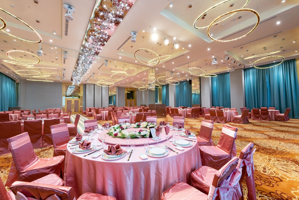 Rice Resort Hotel 30/50