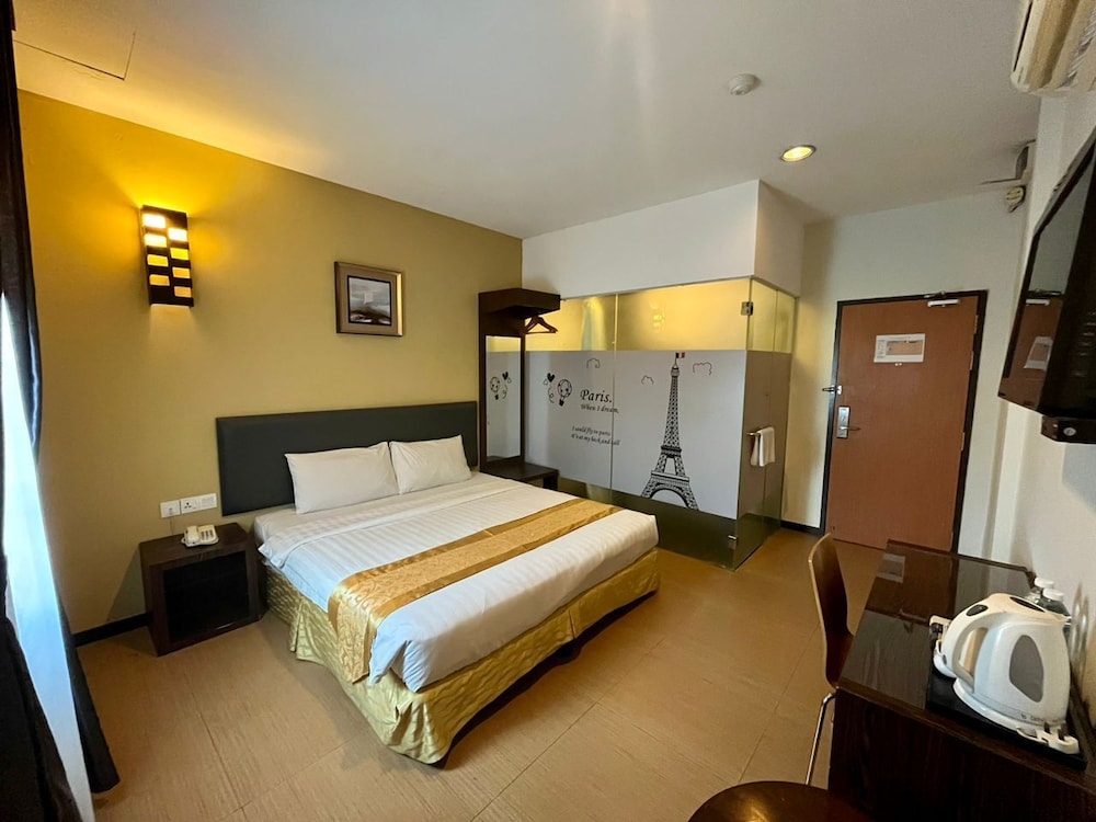 Eight Days Boutique Hotel @ Impianemas Skudai 27/47