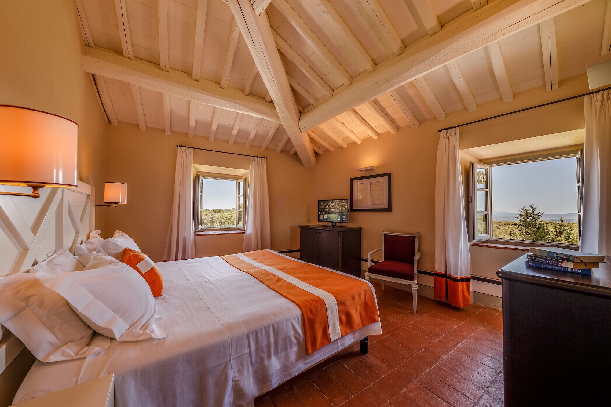 2 Bedrooms, Family Suite, 2 Double Beds