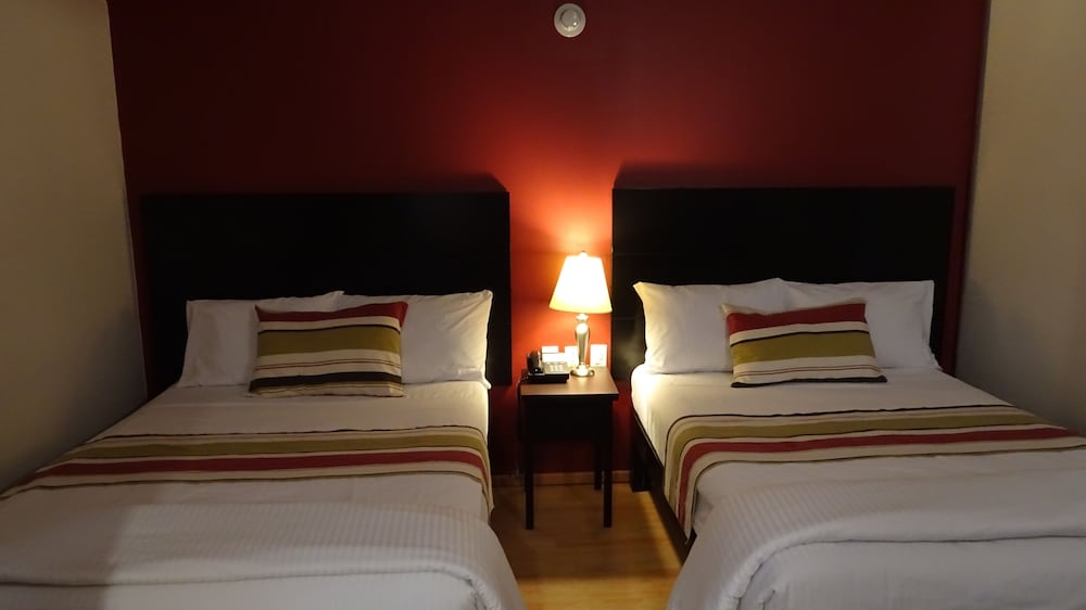 Hotel El Dorado Hermosillo 6/37