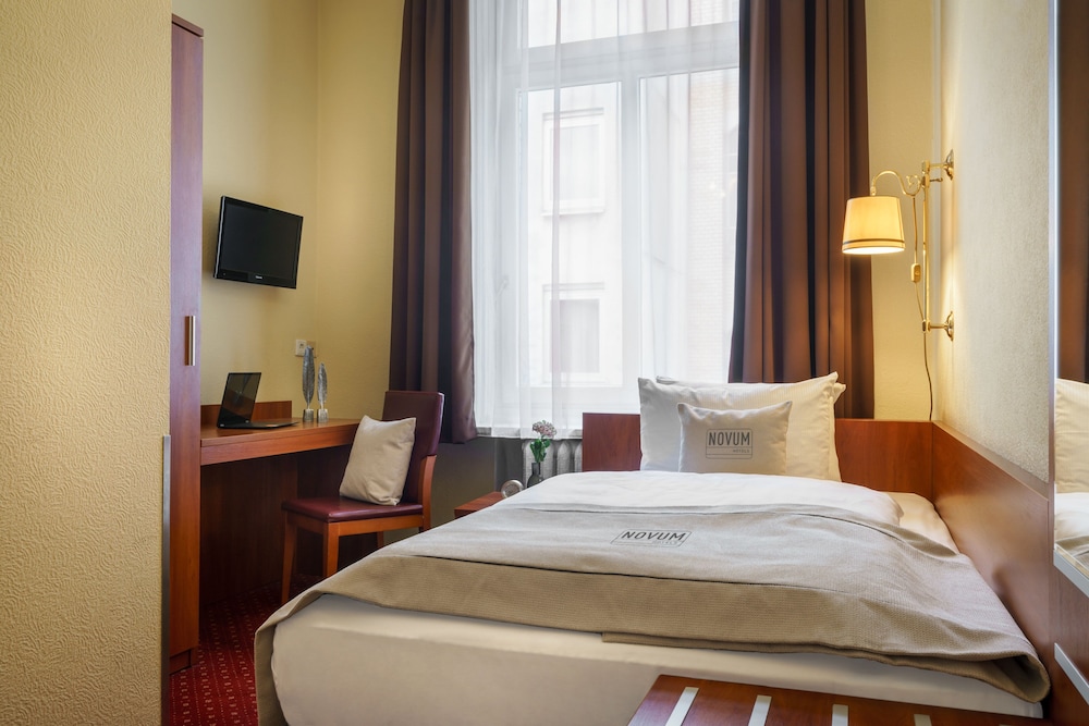 Hotel Kronprinz Hamburg 30/77