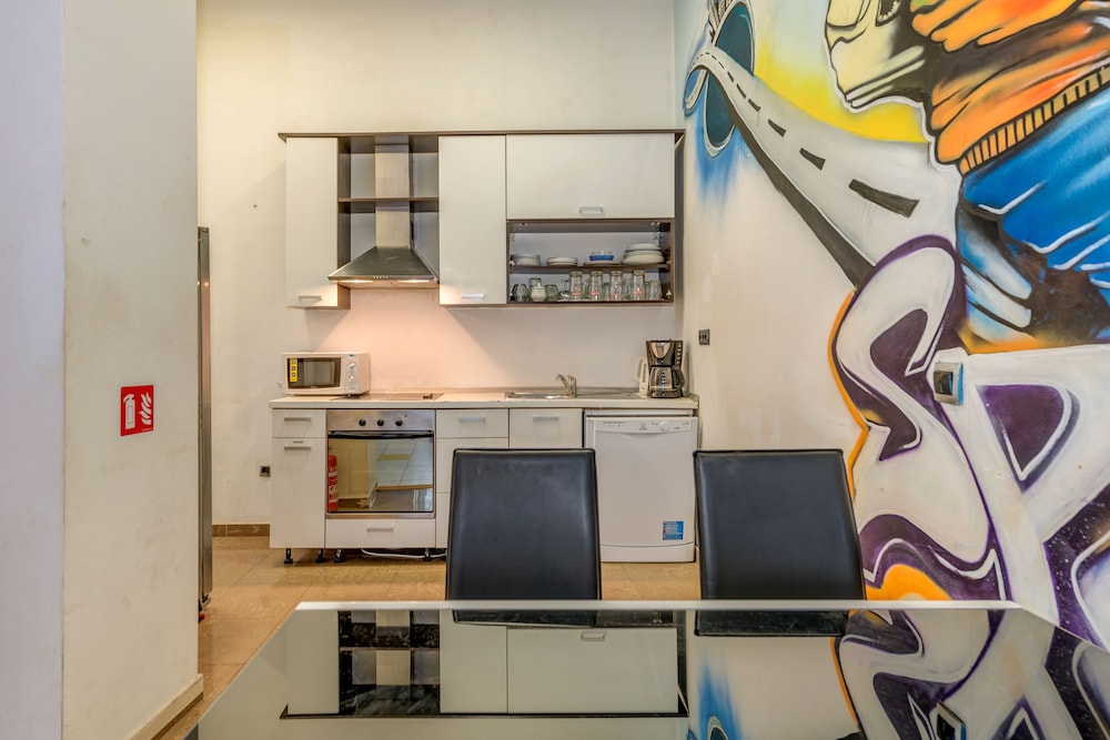 Adriatic Hostel 28/34