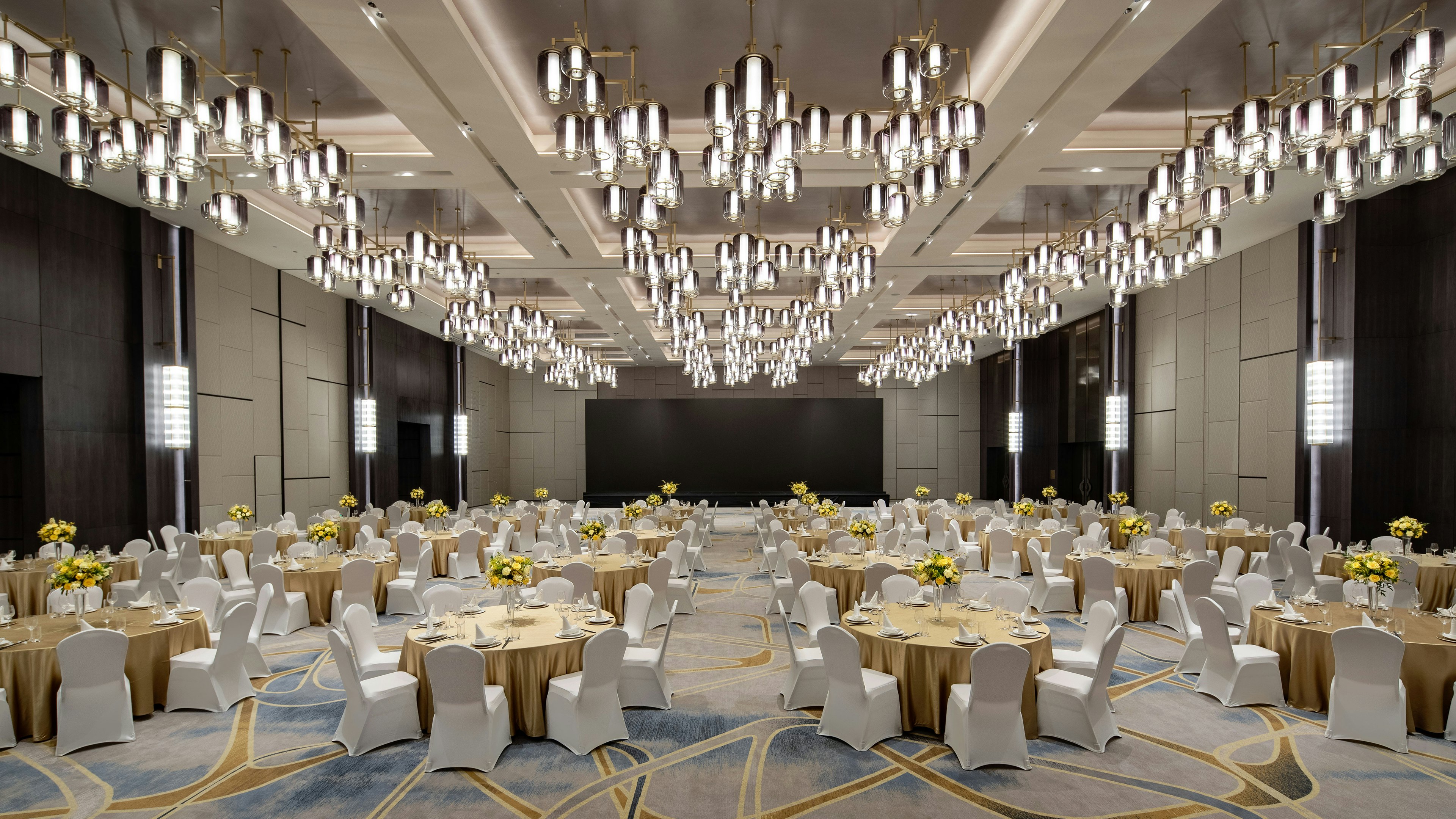 INTERCONTINENTAL Foshan New City 36/50