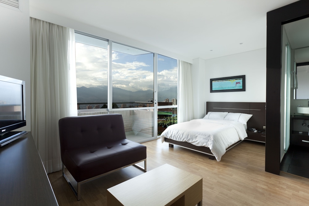 Hotel Sky Medellin 27/55