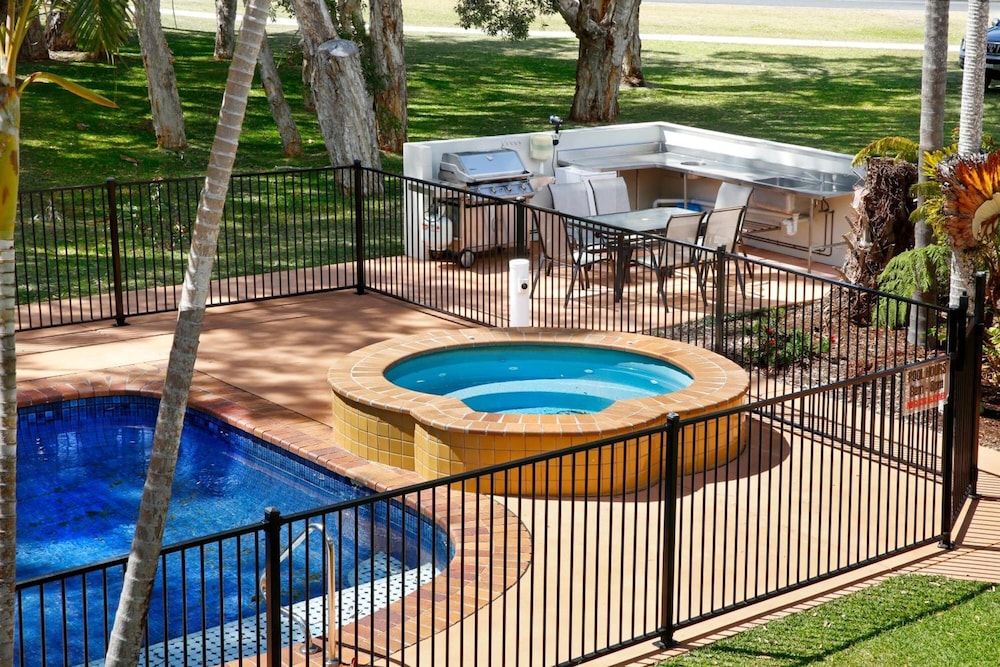 ASTON MOTEL YAMBA 1/57