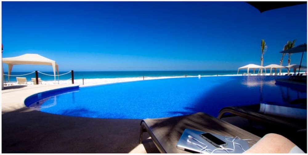 Park Royal Beach Mazatlan 1/59
