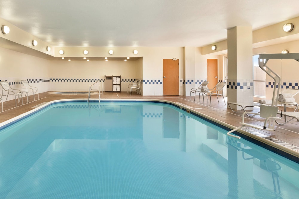 Fairfield Inn And Suites Dallas Mesquite 1/31