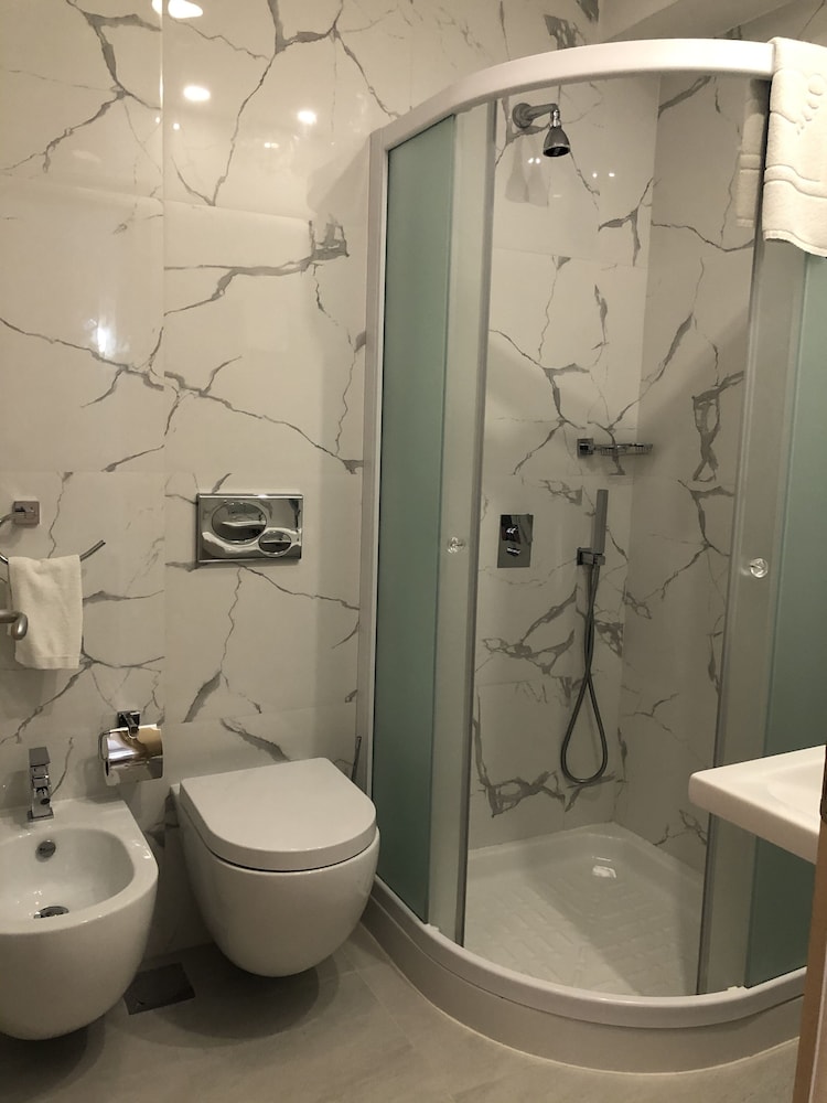 Fieri Hotel 16/77