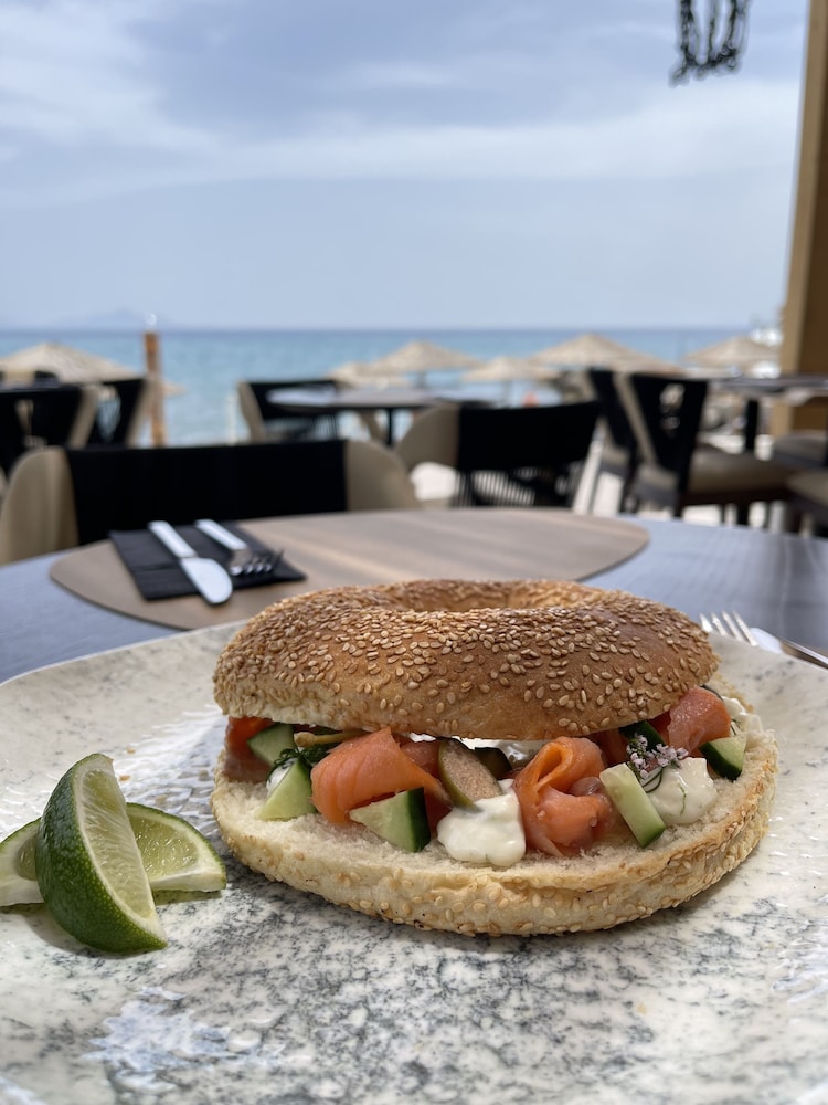 Silver Beach Hotel 25/44