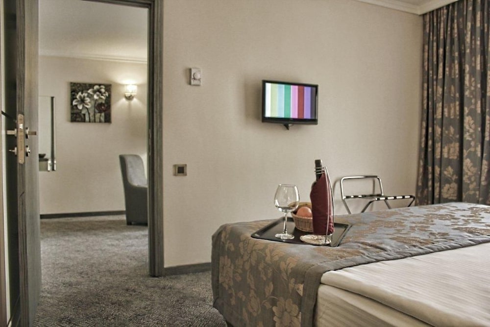 Koza Suite Hotel 36/70