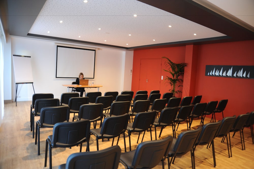 Hotel the Originals Les Sables D Olonne Admiral S Ex Inter Hotel Admirals 34/48