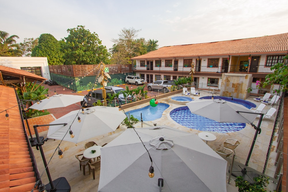 Hotel Vanguardia Natural 20/24