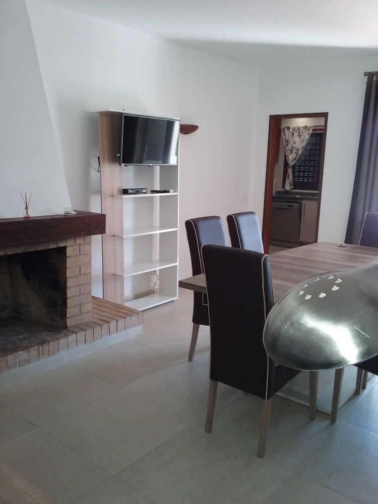 Turiquintas Holiday Village 44/57